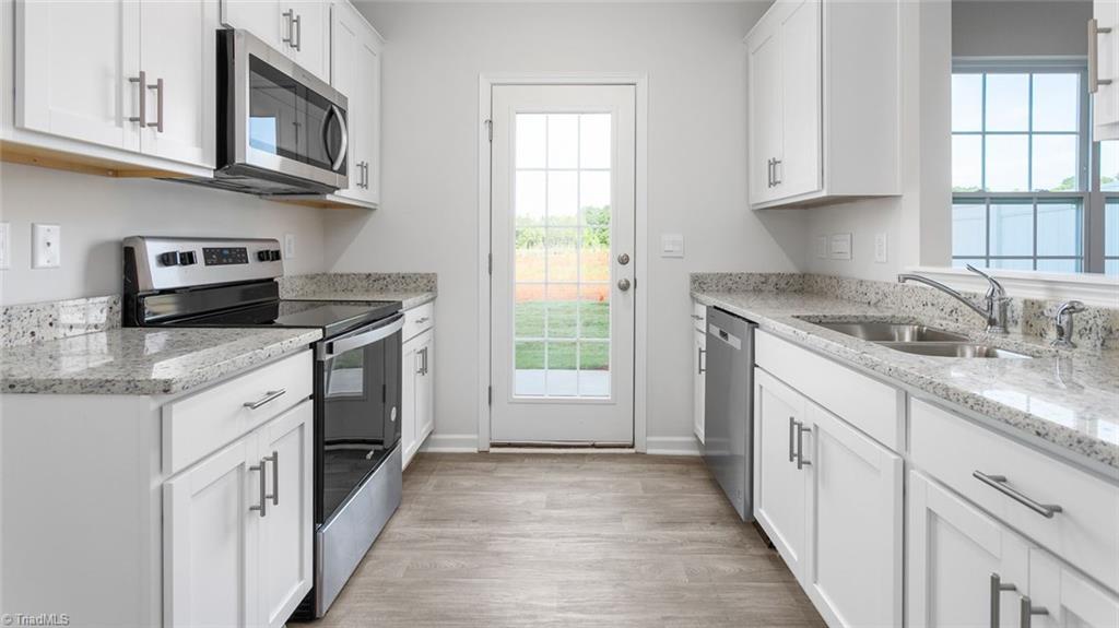property viewer photo 8