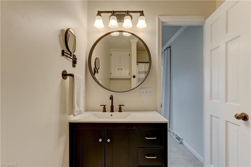 property viewer photo 16
