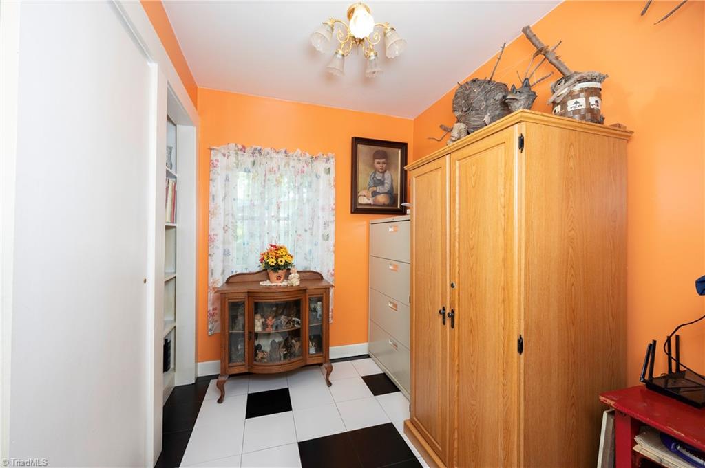 property viewer photo 15