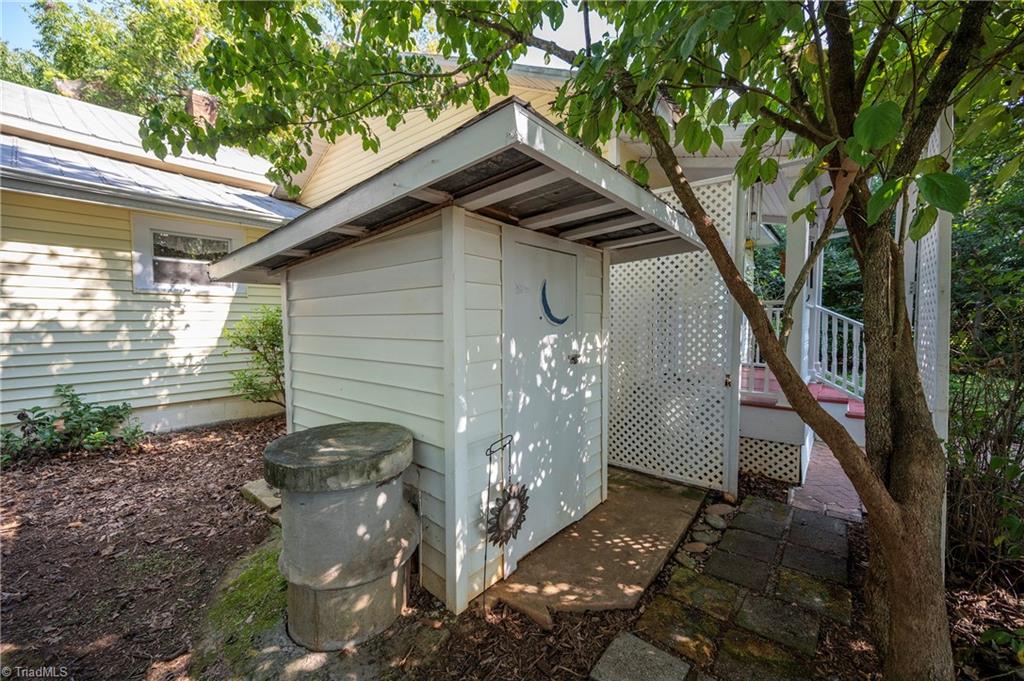 property viewer photo 33