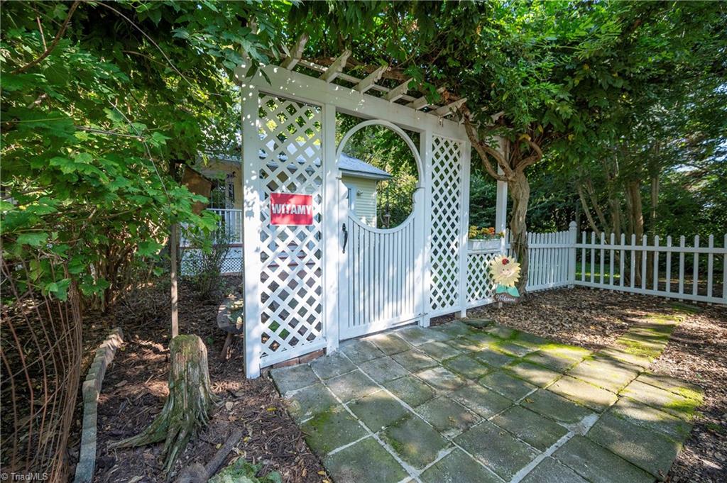 property viewer photo 34