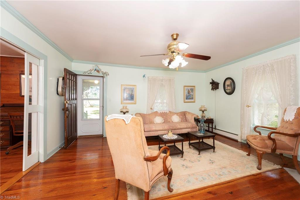 property viewer photo 4