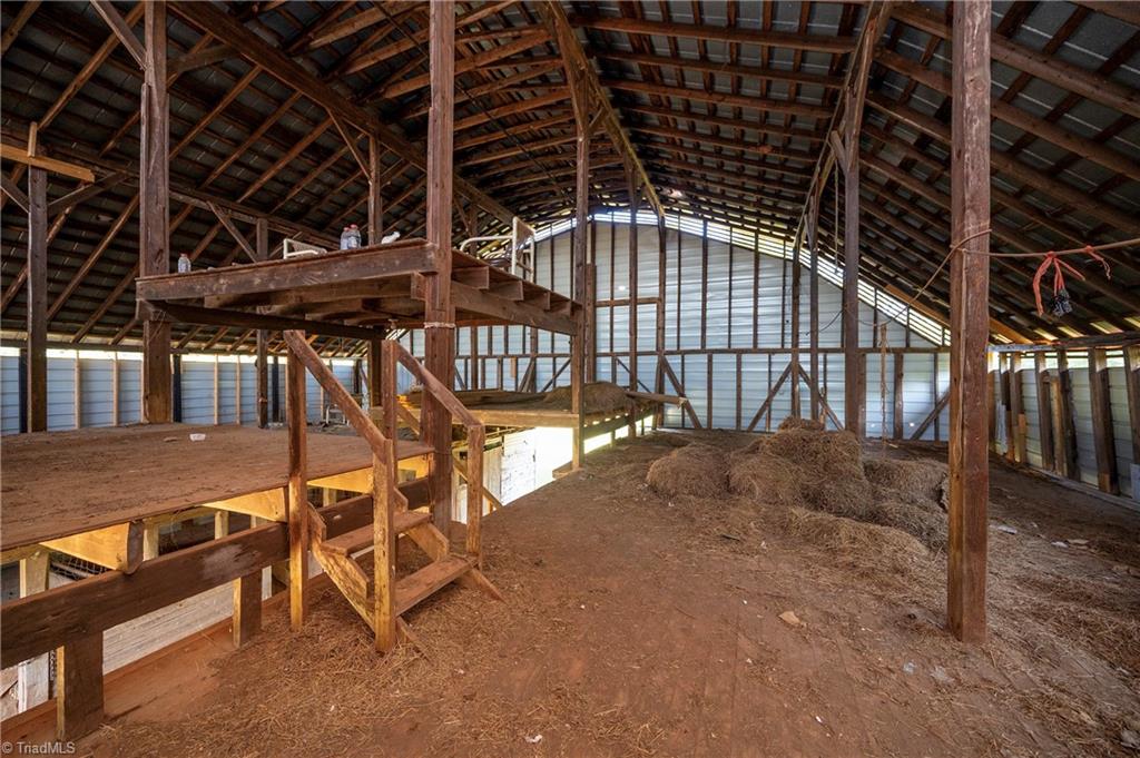 property viewer photo 44
