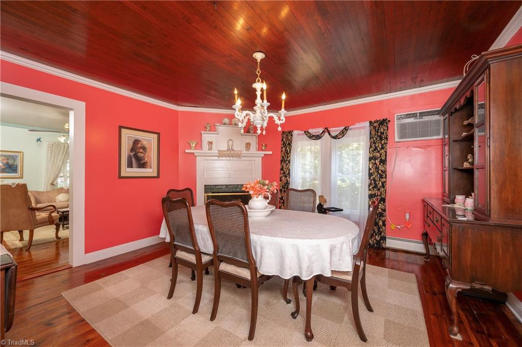 property viewer photo 6