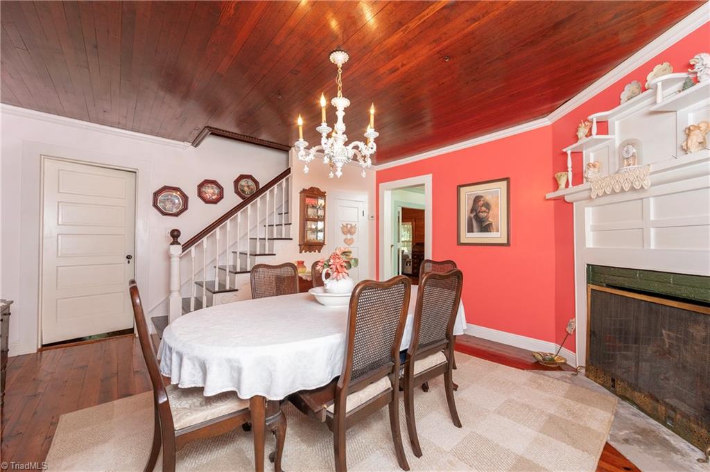 property viewer photo 7