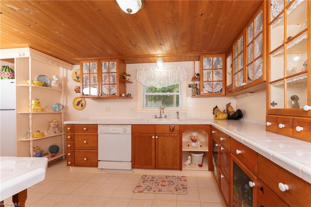 property viewer photo 8