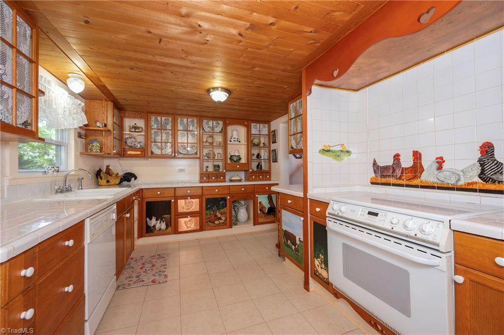 property viewer photo 9