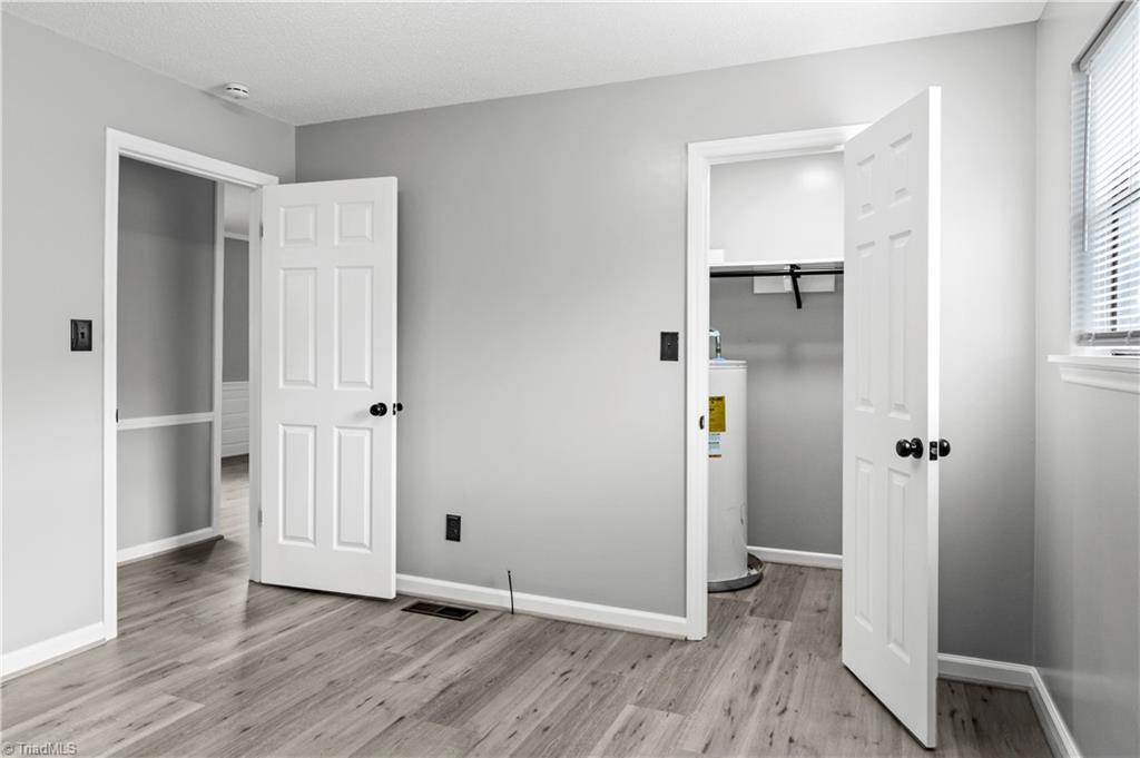 property viewer photo 16