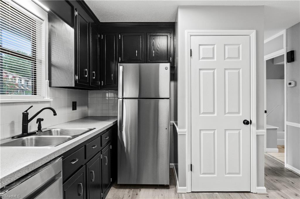 property viewer photo 17