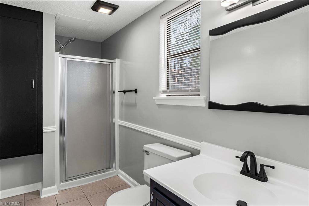 property viewer photo 7