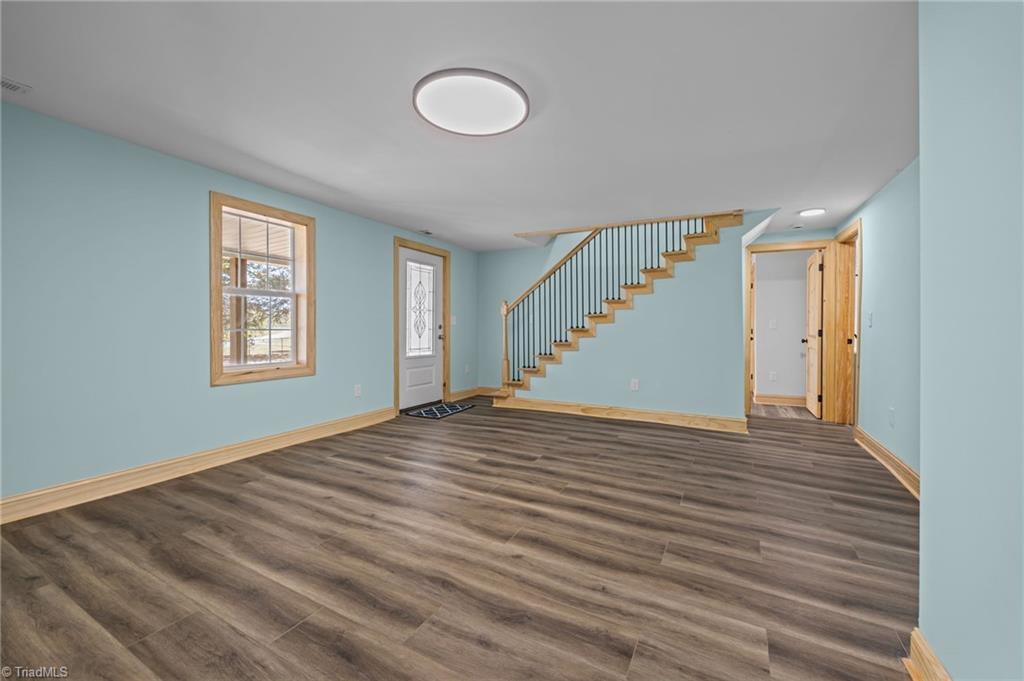 property viewer photo 11