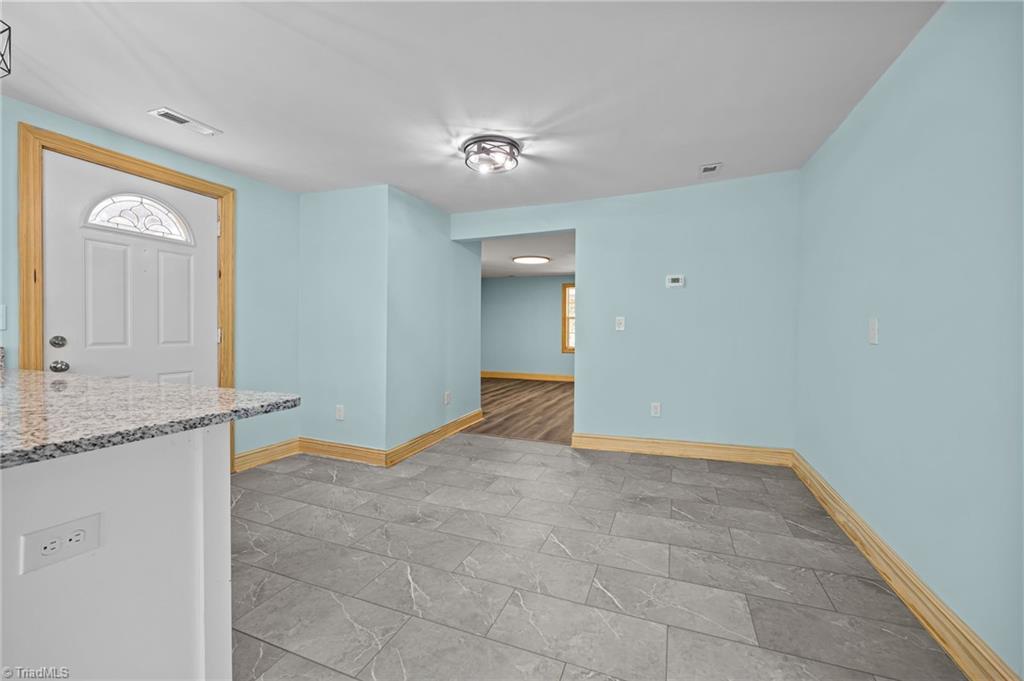 property viewer photo 15
