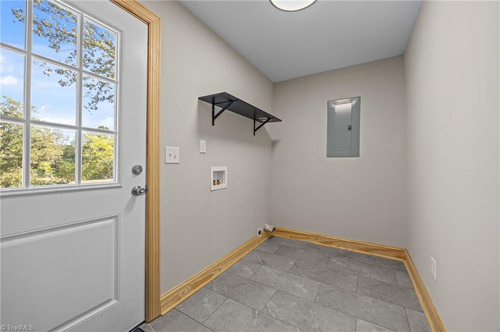 property viewer photo 22