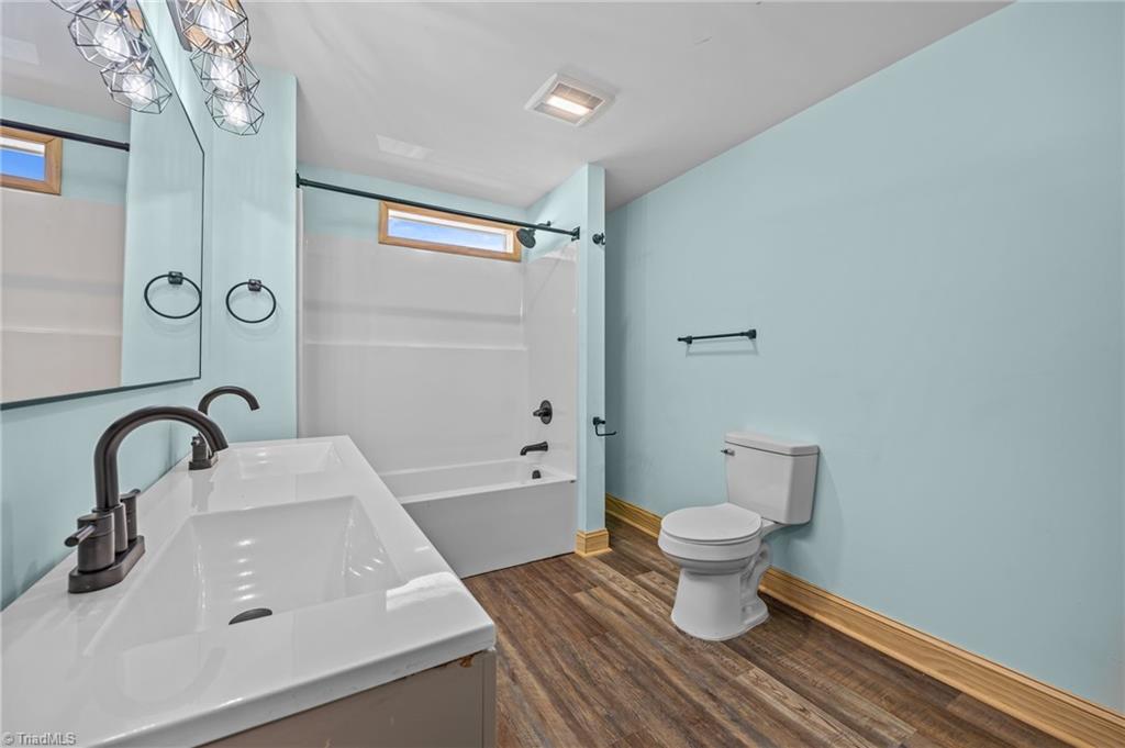 property viewer photo 23