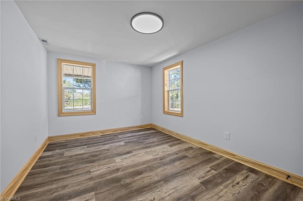 property viewer photo 25
