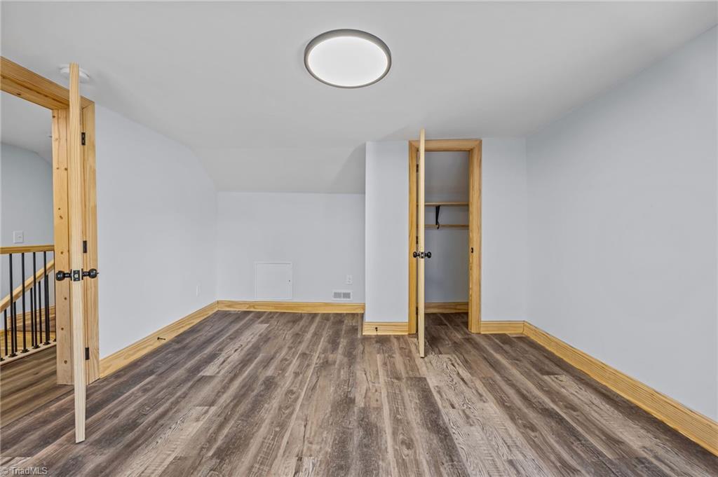 property viewer photo 37