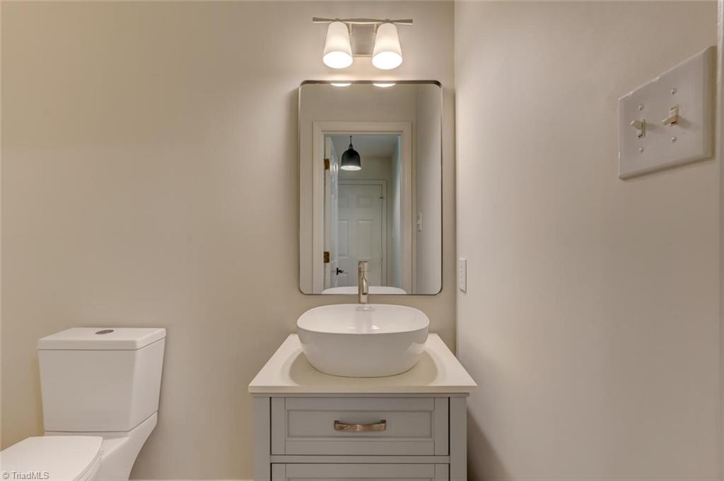 property viewer photo 14