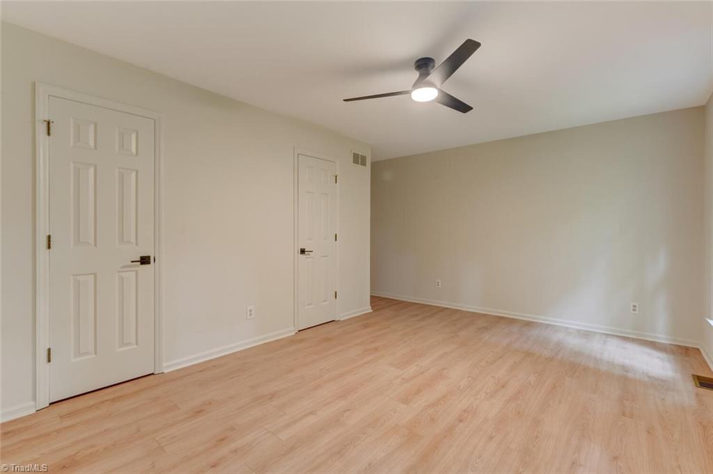 property viewer photo 24