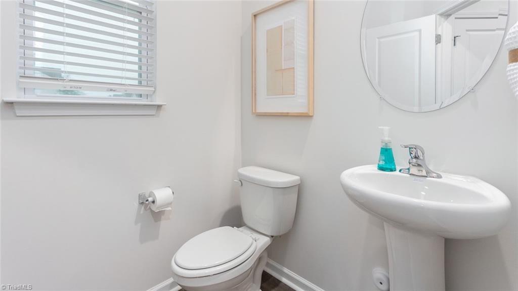 property viewer photo 8