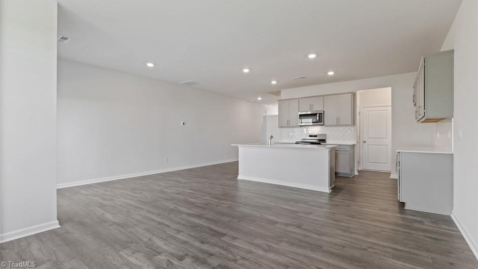 property viewer photo 11