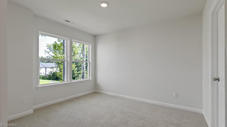 property viewer photo 18