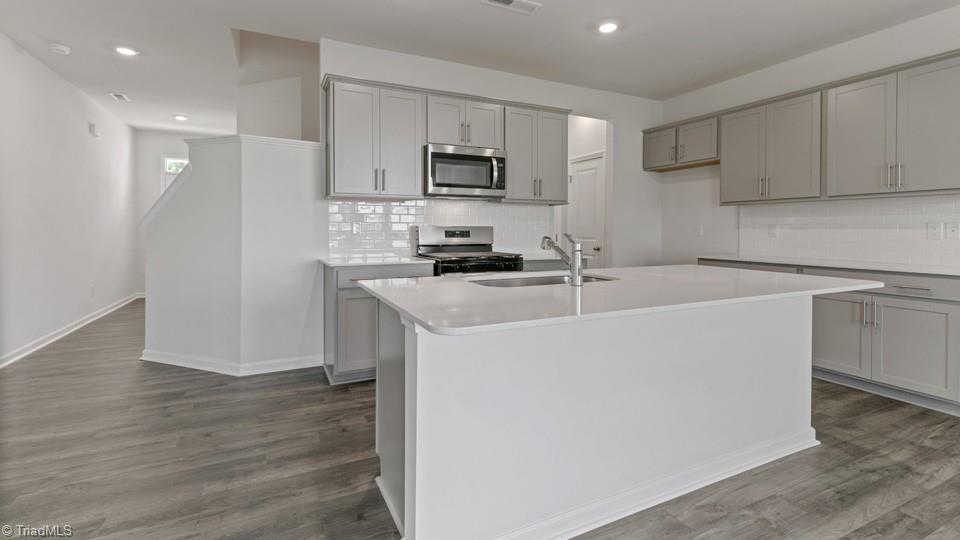 property viewer photo 5