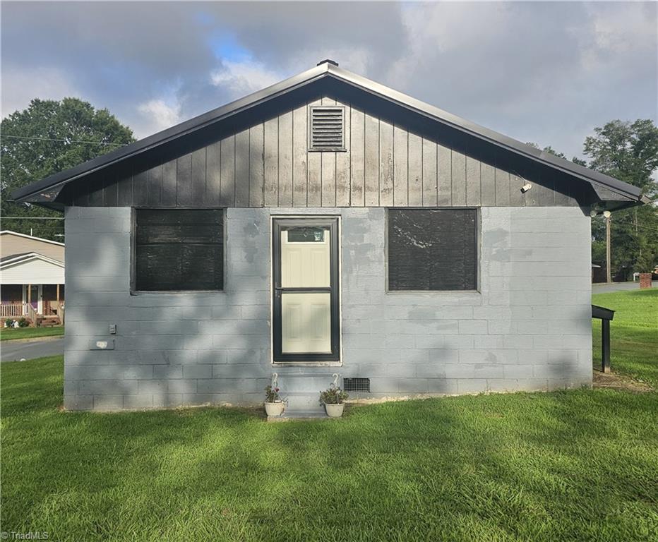 main property photo 0