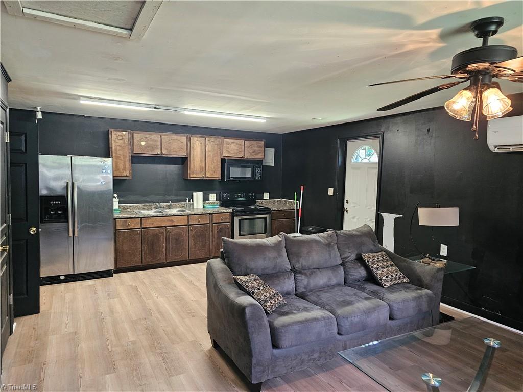 property viewer photo 1