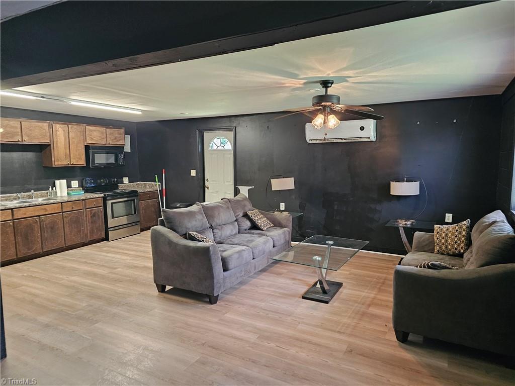 property viewer photo 5
