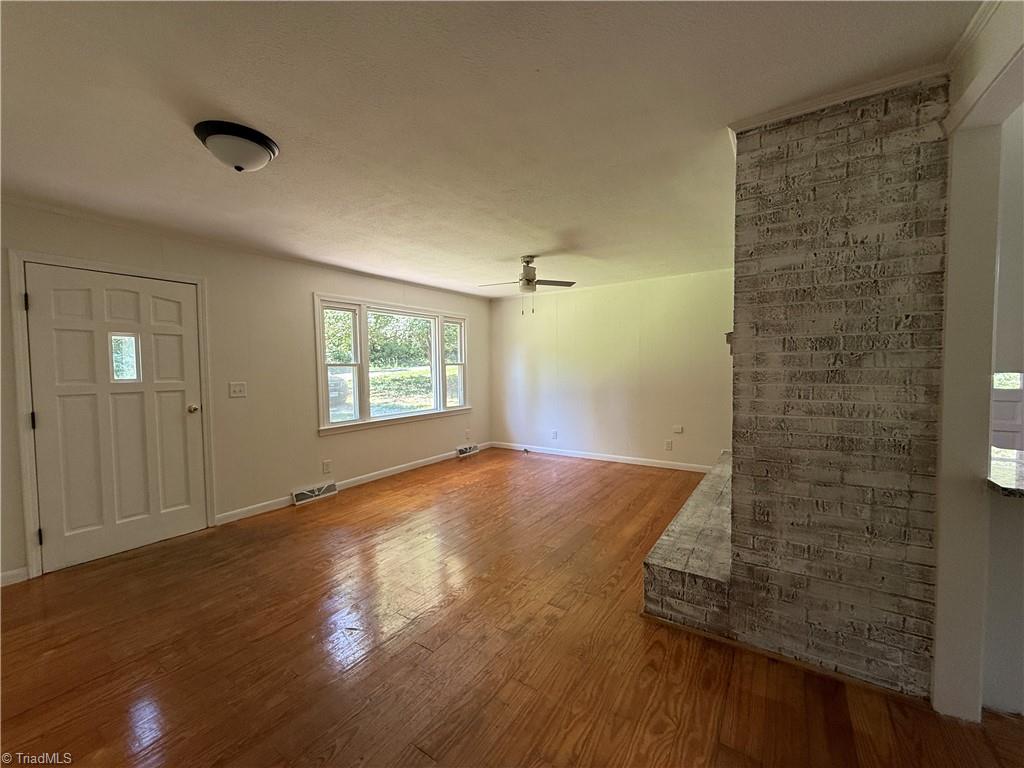 property viewer photo 24