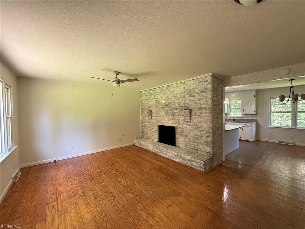 property viewer photo 25