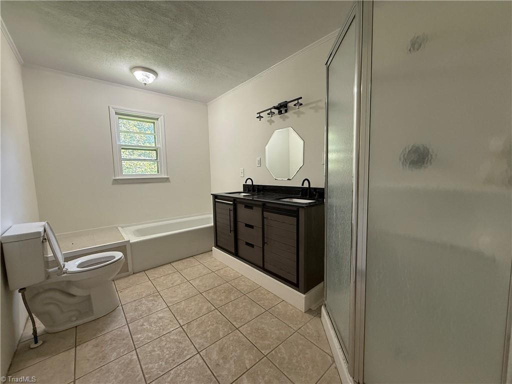 property viewer photo 35