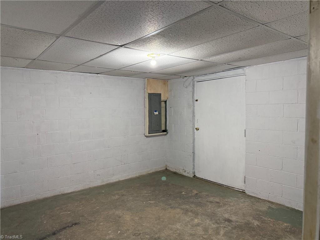 property viewer photo 47