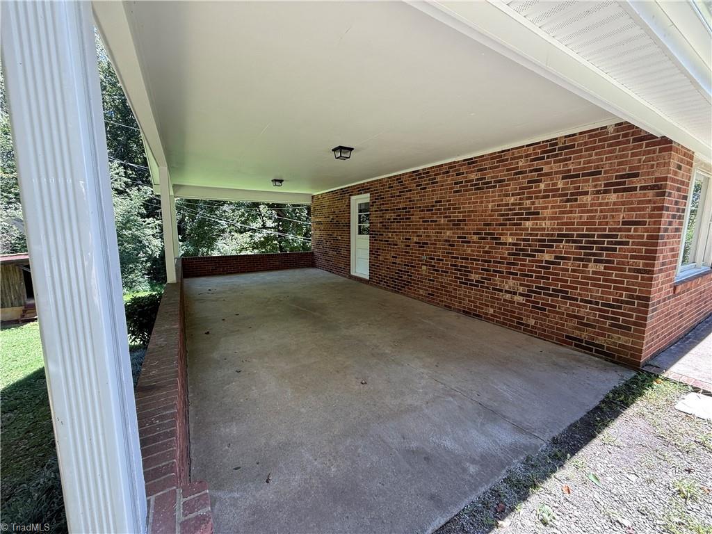 property viewer photo 7