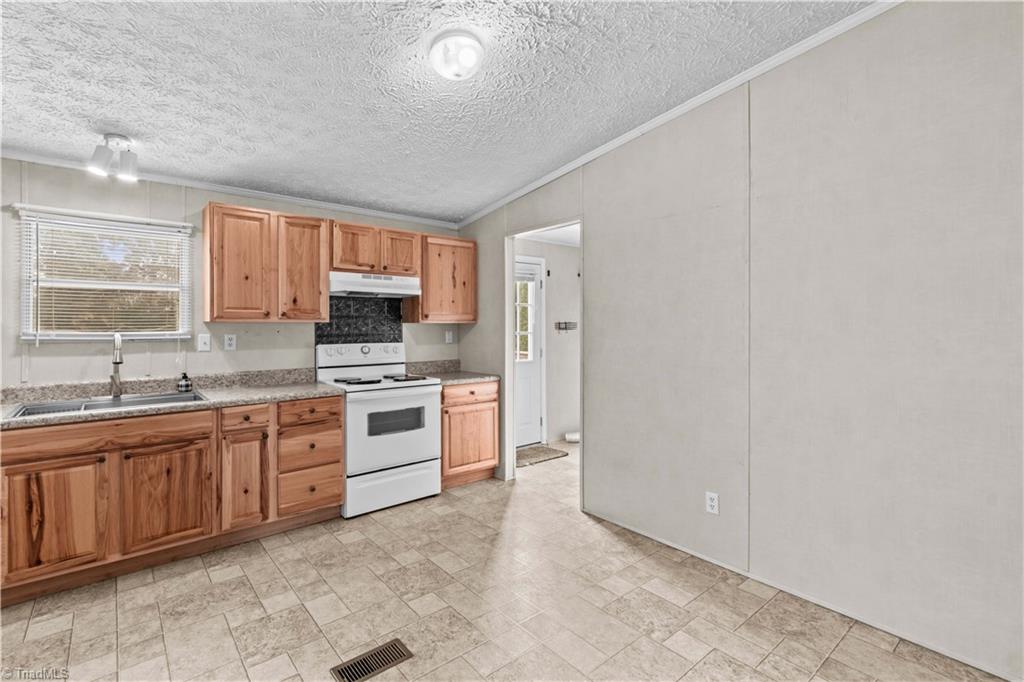 property viewer photo 11