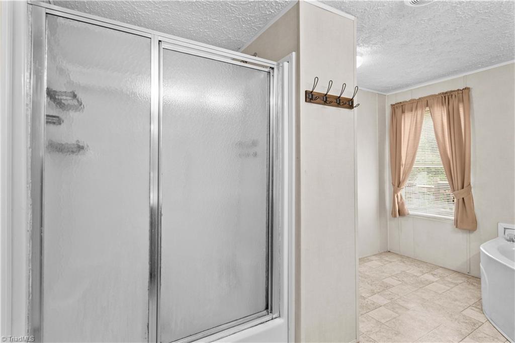 property viewer photo 22