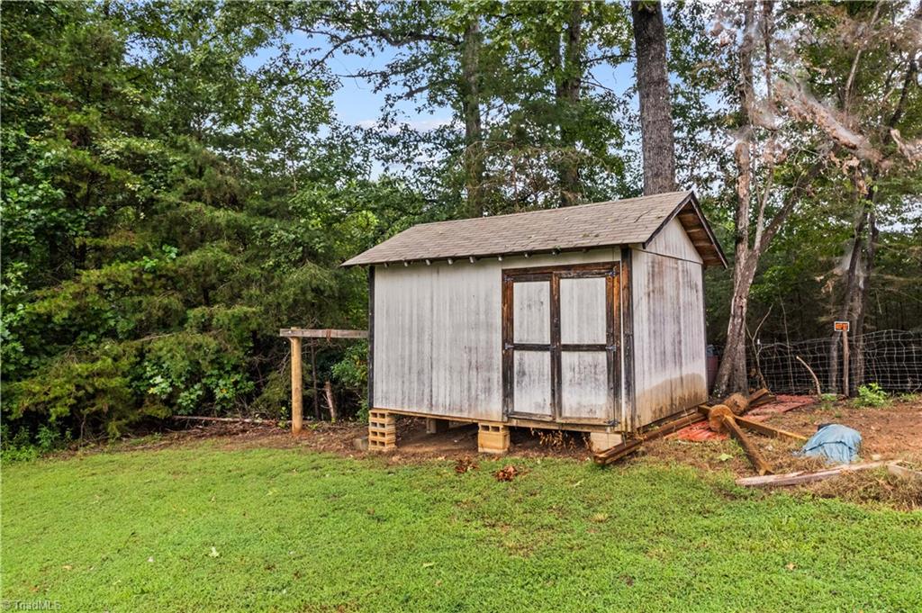 property viewer photo 31