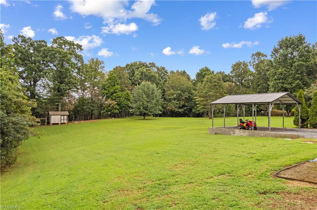 property viewer photo 32