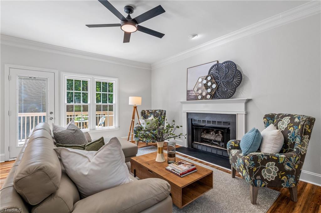 property viewer photo 18