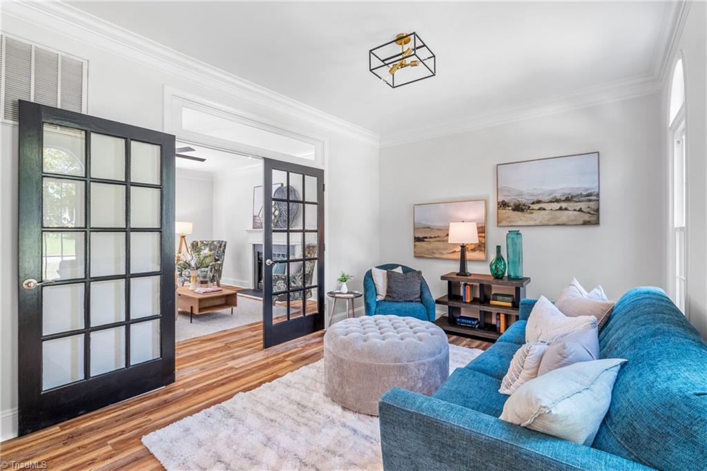 property viewer photo 21