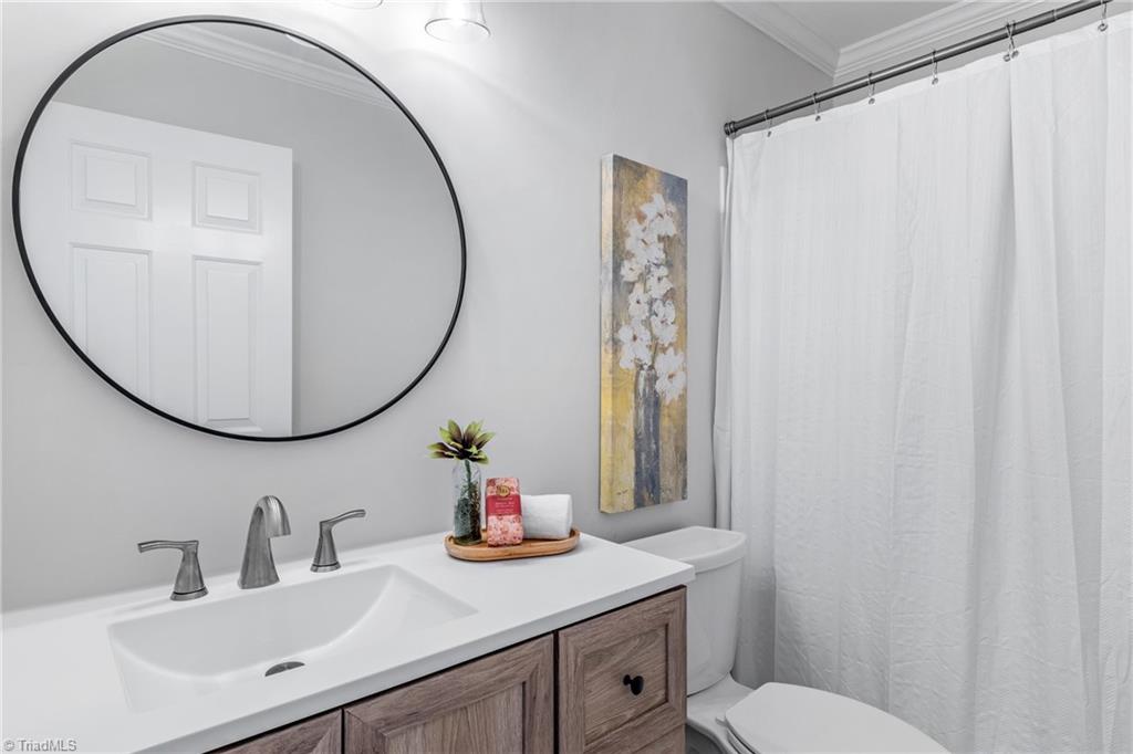 property viewer photo 35