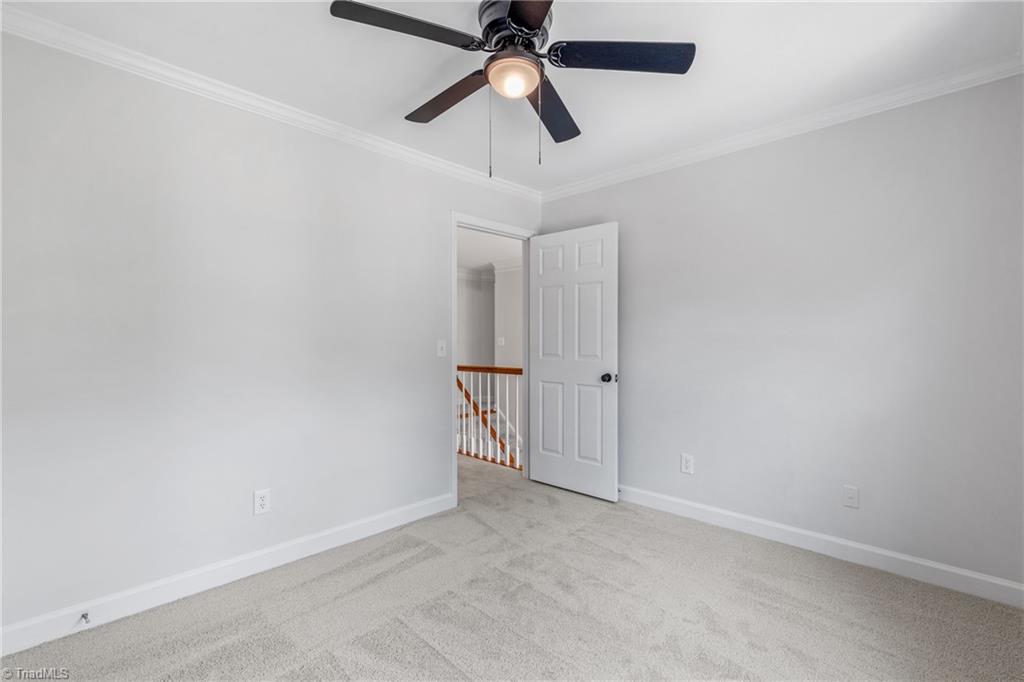 property viewer photo 37