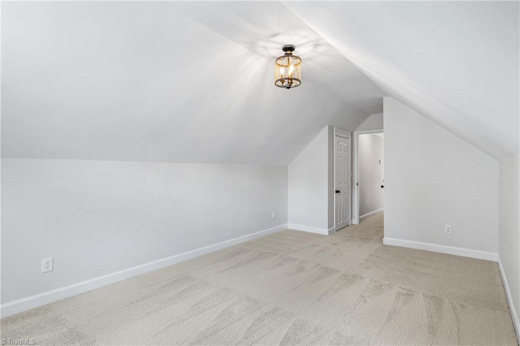 property viewer photo 39