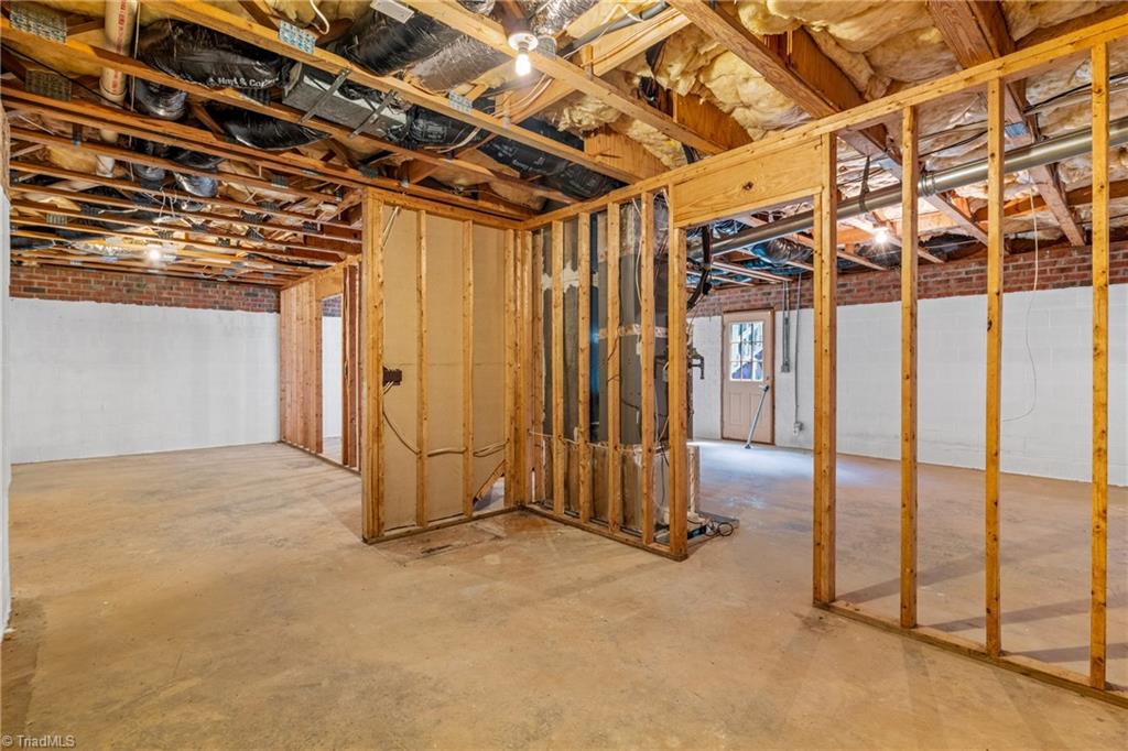 property viewer photo 41