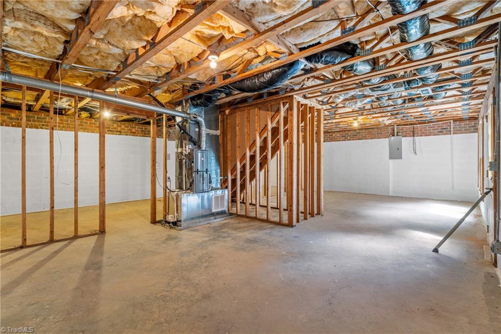 property viewer photo 42