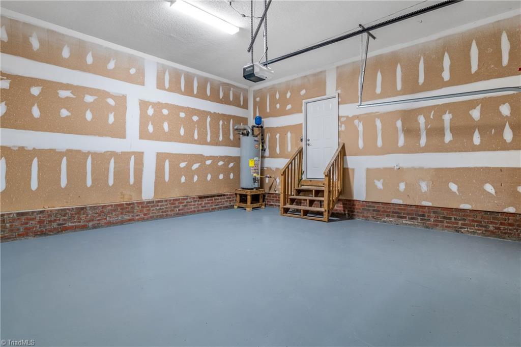 property viewer photo 44