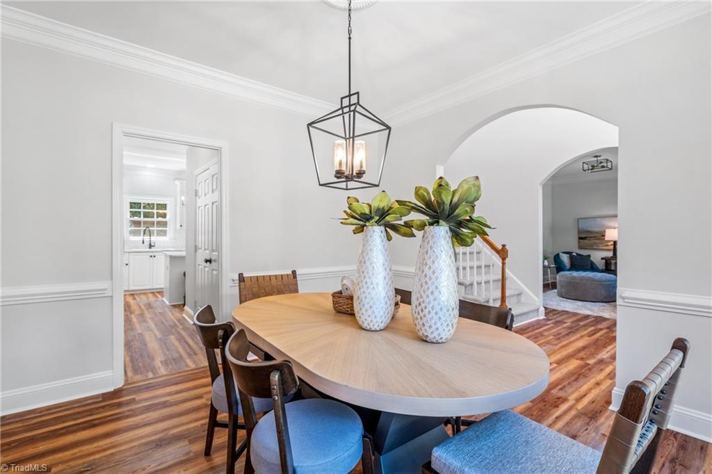property viewer photo 6