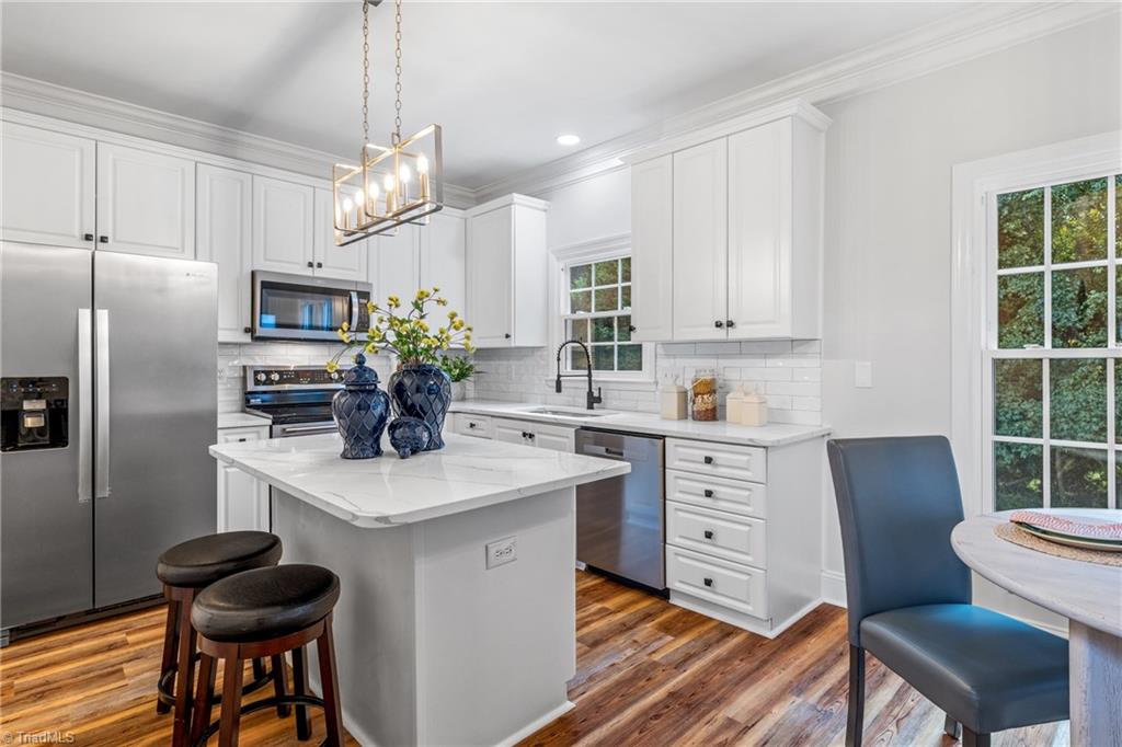 property viewer photo 8