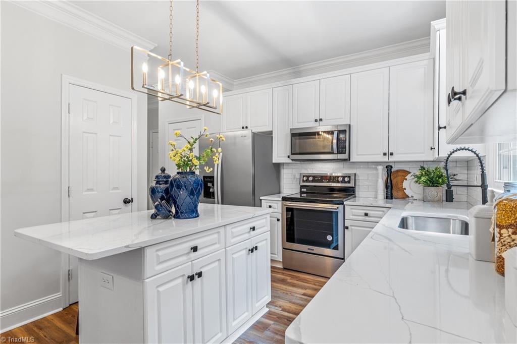 property viewer photo 9
