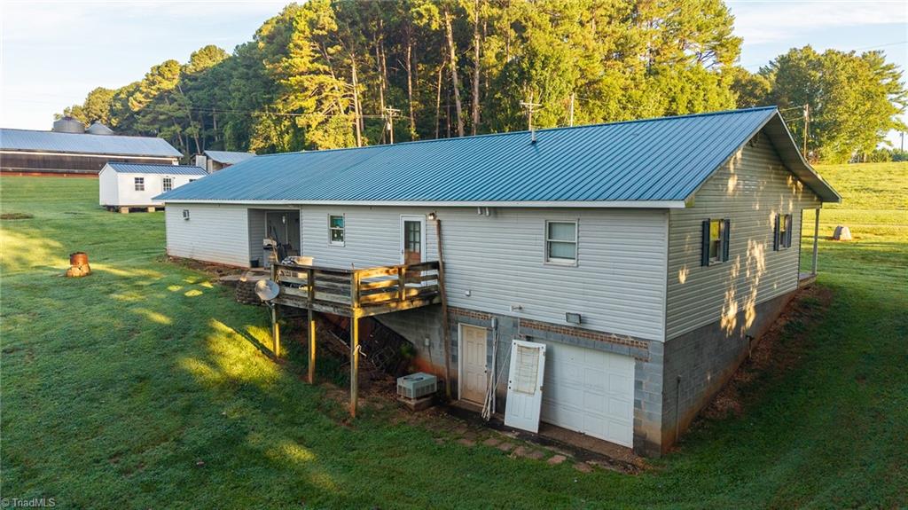 main property photo 39